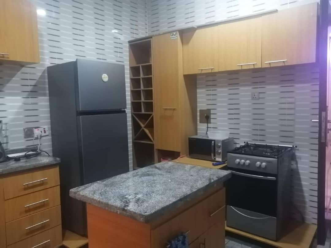 Appartamento Saint Kingsley Ibadan Esterno foto