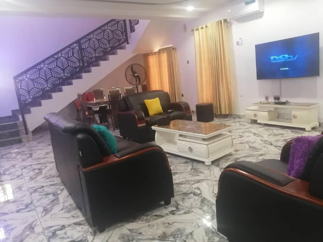 Appartamento Saint Kingsley Ibadan Esterno foto
